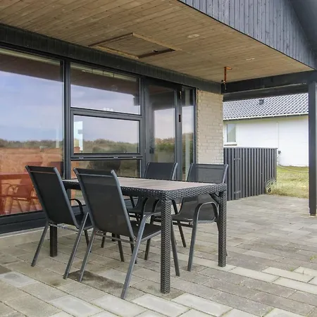 Sophine - 50m From The Sea By Interhome